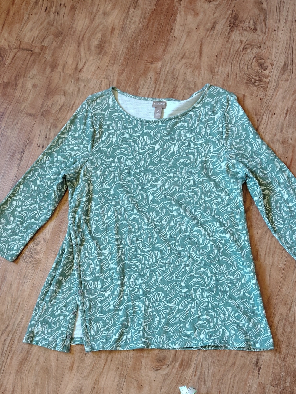 Green Patterned Scoop Neck Tunic Top